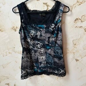 SERENADE New York Lace Lined Camisole Work-to-Evening Tank – Size Medium